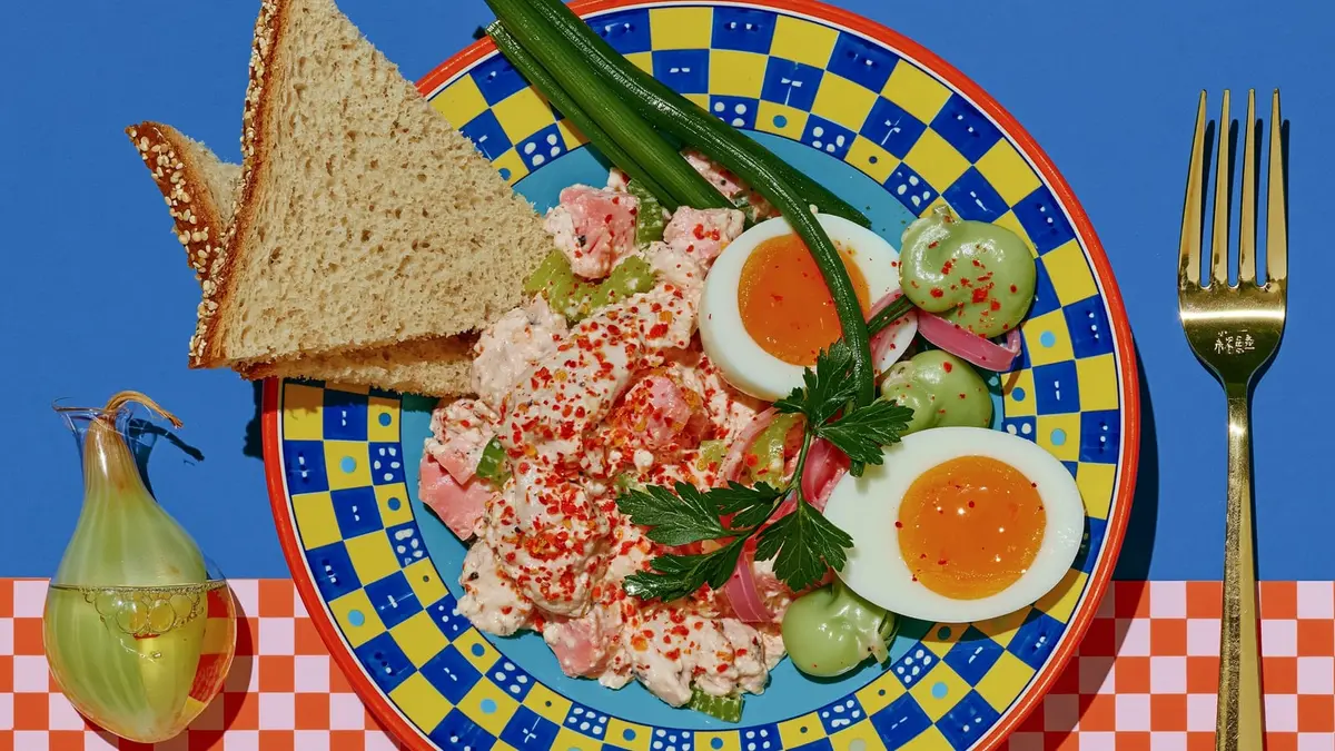 Kreol Salata için Midjourney ile üretilmiş temsilî görsel 3